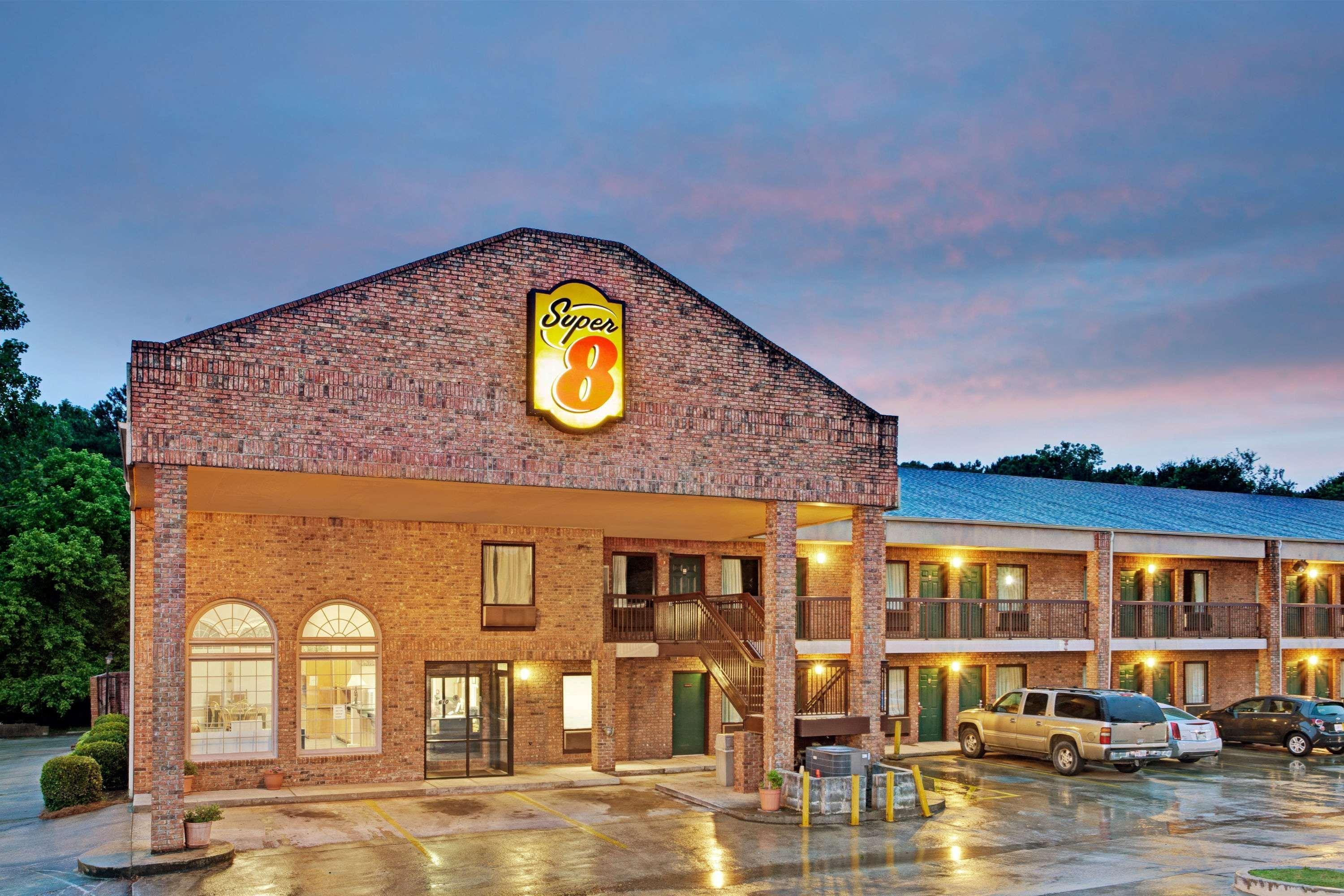 Super 8 By Wyndham Marietta/West/Atl Area Hotel Exterior foto
